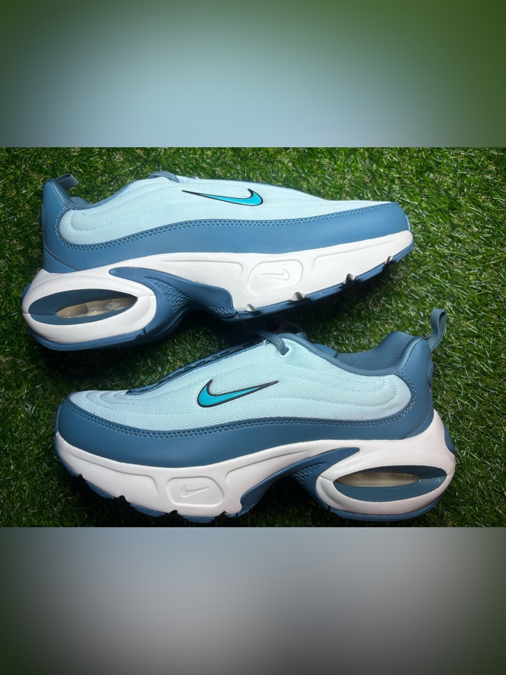 Nike Air Max Portal Light Blue and Teal Swoosh Sneakers women’s 9